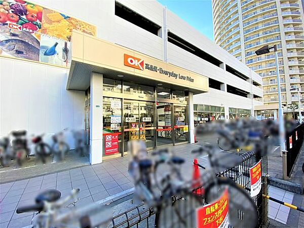 オーケー川口店 徒歩3分。 230m