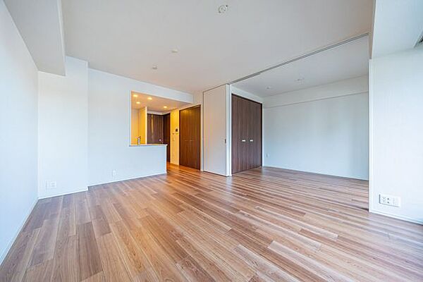 リビング/ダイニングを拡大表示