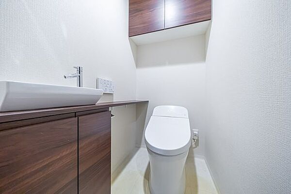 トイレを拡大表示