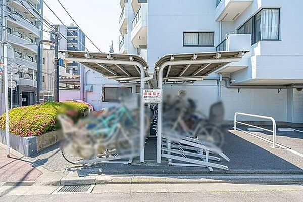 【自転車置場】※空き情報等に関しては担当者までお問い合わせください。