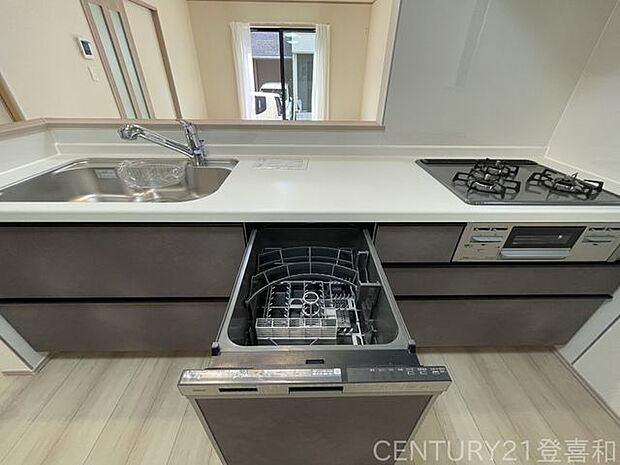 食洗器付きで家事負担も軽減できます