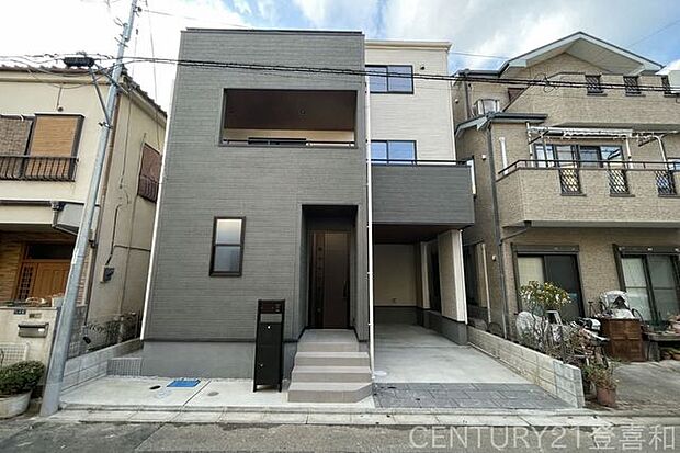 外観堂々完成しました