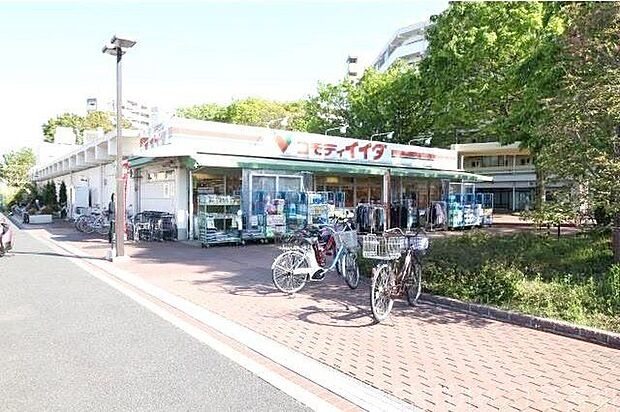 コモディイイダ 北朝霞店 徒歩7分。 490m