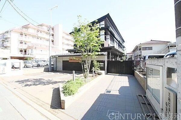 三原どろんこ保育園 徒歩6分。 420m