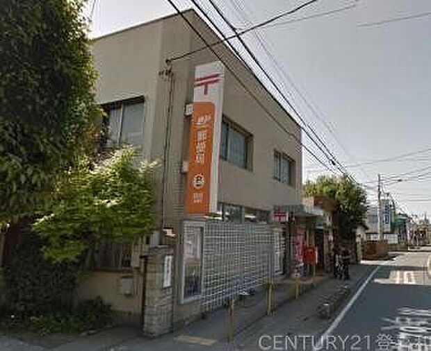 膝折郵便局 徒歩6分。 450m