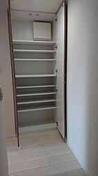 エムズイースト押上 102 1階1Kのリビング/ダイニング