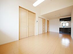 パルテール　Ａ 202 2階2LDKのリビング/ダイニング