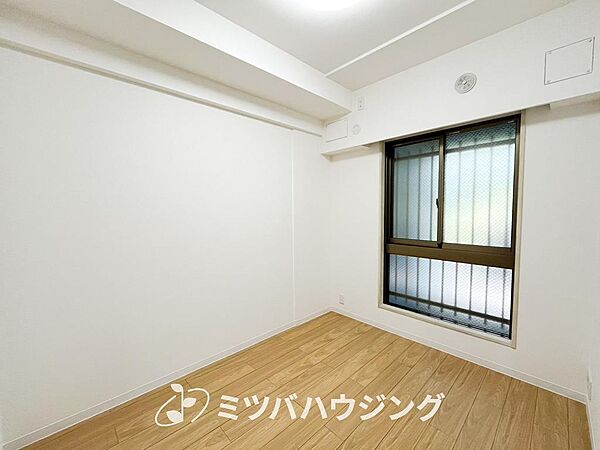 洋室を拡大表示