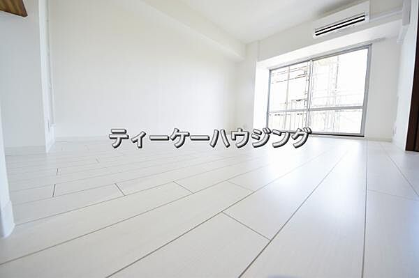 お家の中心となる大きな空間がご家族のコミュニケーションスペースになる筈です。