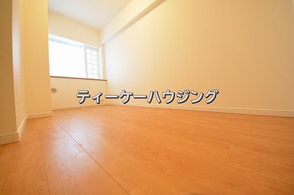 apartment 埼玉県三郷市さつき平2丁目
地図を見る