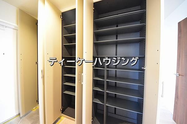 apartment 埼玉県三郷市さつき平1丁目
地図を見る