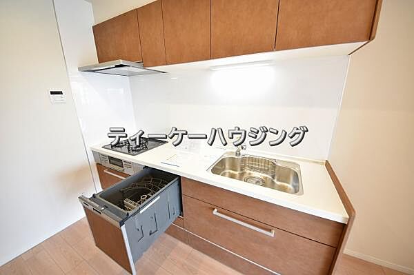 apartment 埼玉県三郷市さつき平1丁目
地図を見る