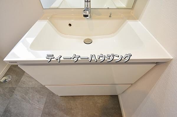 一日のスタートは清潔な洗面所から。