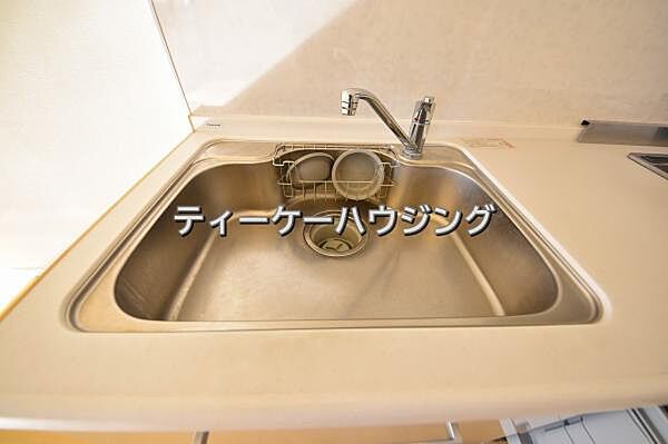 いつでも清潔に、お手入れ楽々なシンク。