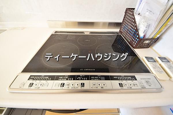 直火を使用しないので、料理中のエアコン使用も控えることができます。光熱費を大幅に抑えることが可能です。