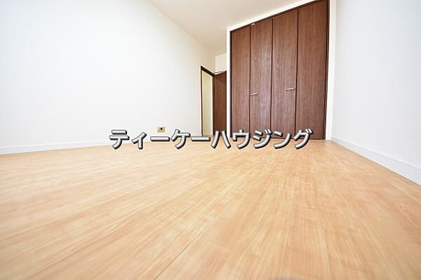 精錬された空間は日々の生活に歓びをもたらしてくれる筈です。