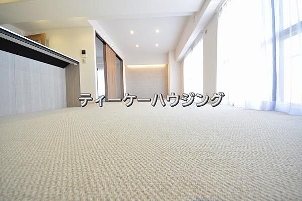 リビング/ダイニングを拡大表示