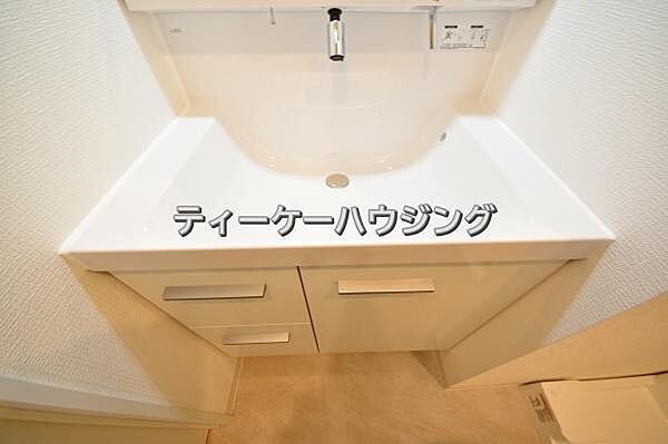 一日のスタートは清潔な洗面所から。