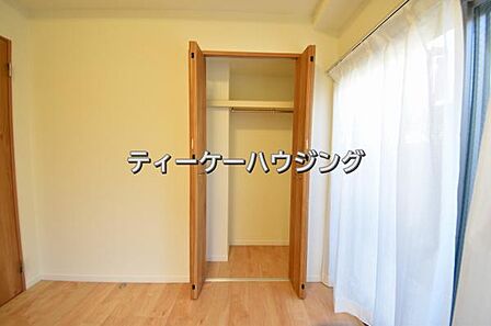 ここまでたくさん収納があれば、物が多い方でも安心ですね。