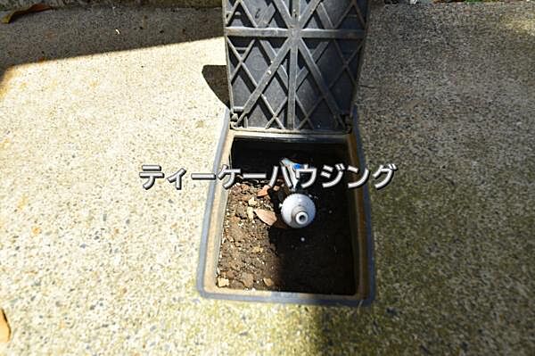 外水道があるので、洗車、ビニールプールと大活躍しますよ。