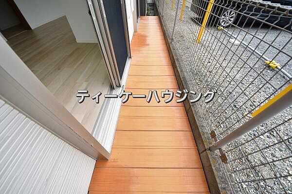 デッキのある快適な生活がおくれます。