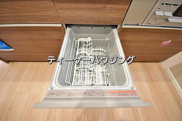 毎日使うものだから、キレイはもちろん食洗器なら除菌に手間はかかりません。お子様の食器洗いも安心。