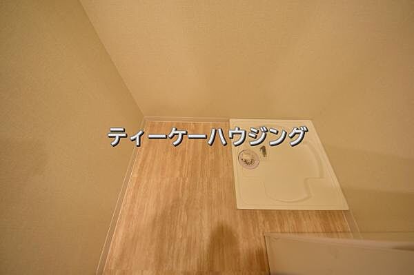 大容量の洗濯機にも対応できる洗濯機置き場を確保。