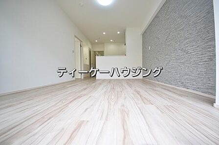 お家の中心となる大きな空間がご家族のコミュニケーションスペースになる筈です。 