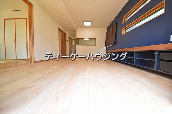 お家の中心となる大きな空間がご家族のコミュニケーションスペースになる筈です。