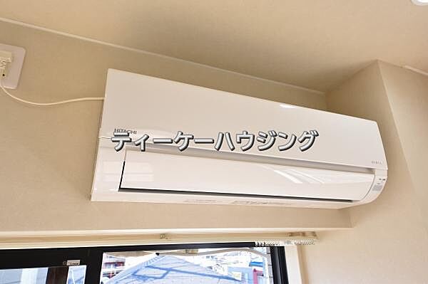 うれしいエアコン付き物件。快適な暮らしがすぐに始められますね。