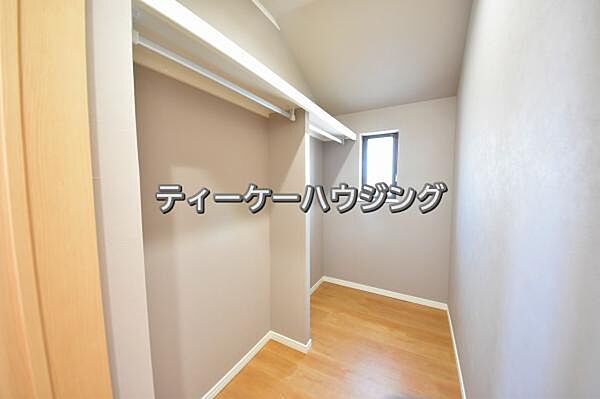 ここまでたくさん収納があれば、物が多い方でも安心ですね。