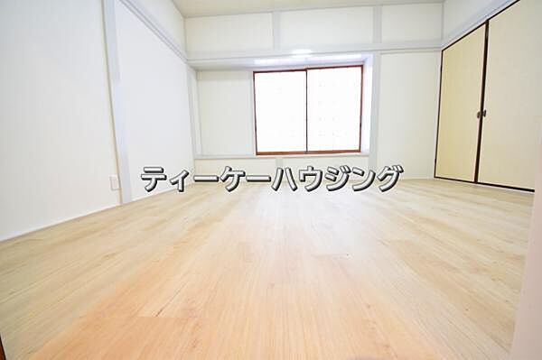 明るい陽射しと爽やかな風を呼び込む。心地よい空間を創造いたしました。