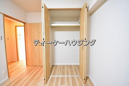ここまでたくさん収納があれば、物が多い方でも安心ですね。