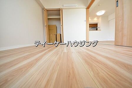新築のようなお部屋に生まれ変わりました。
