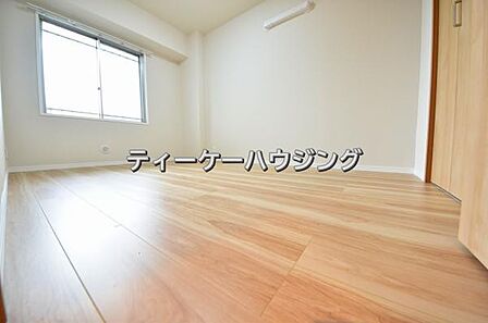 精錬された空間は日々の生活に歓びをもたらしてくれる筈です。