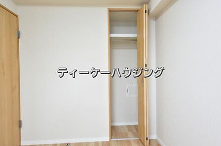 ここまでたくさん収納があれば、物が多い方でも安心ですね。