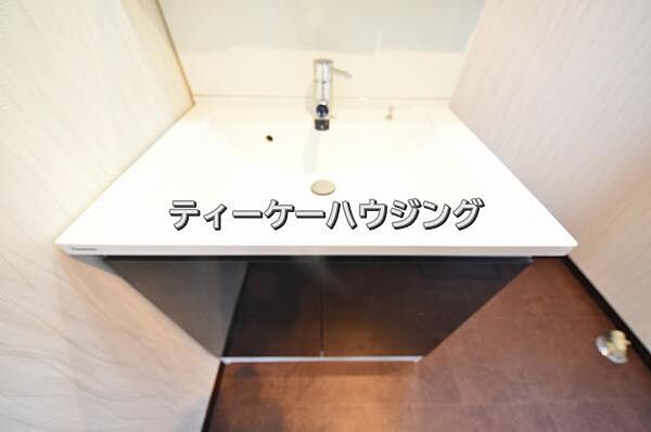 一日のスタートは清潔な洗面所から。