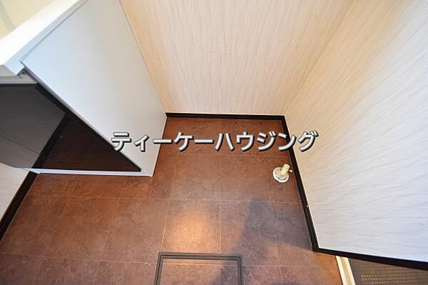 大容量の洗濯機にも対応できる洗濯機置き場を確保。