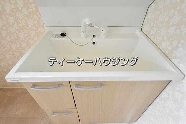 一日のスタートは清潔な洗面所から。