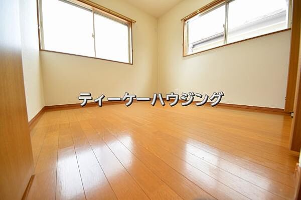明るい陽射しと爽やかな風を呼び込む。心地よい空間を創造いたしました。