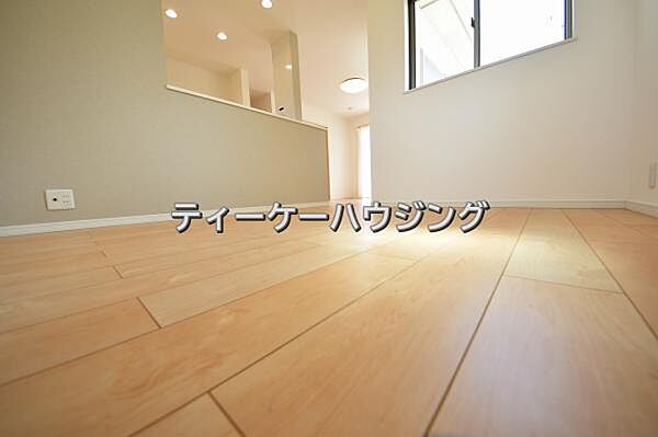 お家の中心となる大きな空間がご家族のコミュニケーションスペースになる筈です。