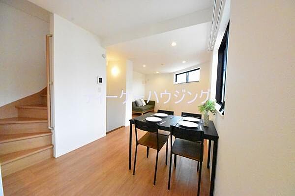 お家の中心となる大きな空間がご家族のコミュニケーションスペースになる筈です。