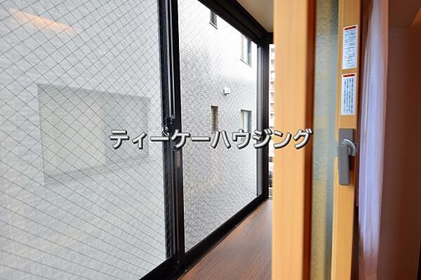 二重サッシは、断熱効果の他にも結露防止や防音など嬉しいメリットがたくさんあります。