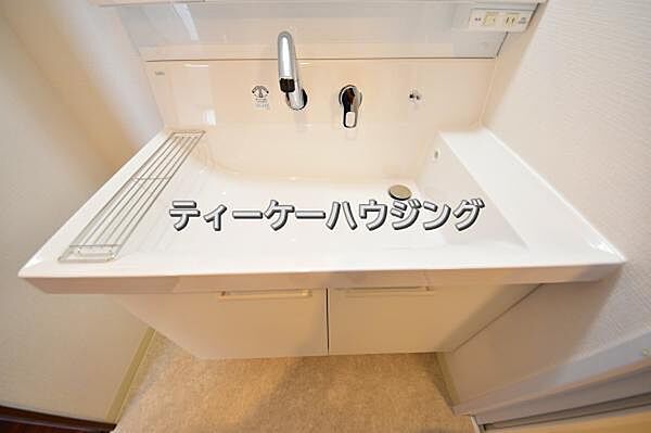 一日のスタートは清潔な洗面所から。