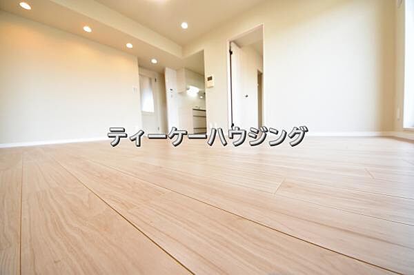 お家の中心となる大きな空間がご家族のコミュニケーションスペースになる筈です。