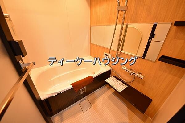 お子さんと一緒でもゆとりな広さです。快適・清潔な空間で心も体もオフになる時間を楽しんでみませんか。