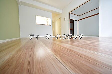 お家の中心となる大きな空間がご家族のコミュニケーションスペースになる筈です。