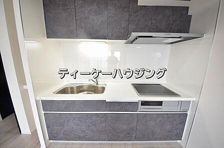 いつでも清潔に、お手入れ楽々なシンク。