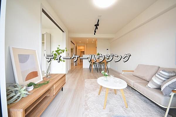 お家の中心となる大きな空間がご家族のコミュニケーションスペースになる筈です。