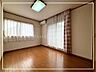 子供部屋：居住中につき内覧希望の方は事前にご予約下さい！ローンにご不安のある方もまずはご相談ください！